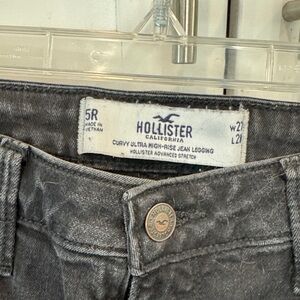 Hollister Women's Black Curvy Jeggings